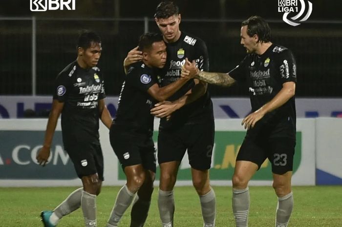 Persib Bandung berhasil menang melawan Persiraja Banda Aceh