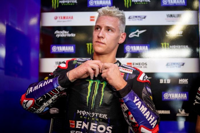 Pembalap Monster Energy Yamaha, Fabio Quartararo, saat berada pada MotoGP Qatar 2022 di Sirkuit Losail, 4-6 Maret.