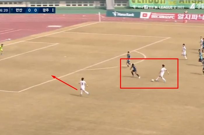 Asnawi Mangkualam dalam proses gol Gwangju FC ke gawang Ansan Greeners (12/3/2022). 