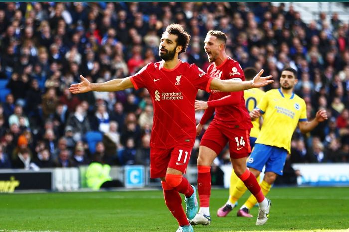 Selebrasi Mohamed Salah usai mencetak gol penalti ke gawang Brighton &amp; Hove Albion yang buat Liverpool cetak gol ke-2000.