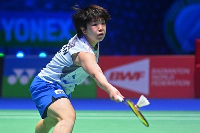 Pebulu tangkis tunggal putri Jepang, Akane Yamaguchi, saat bertanding pada final All England Open 2022 di Birmingham Arena, Inggris, Minggu (20/3/2022)