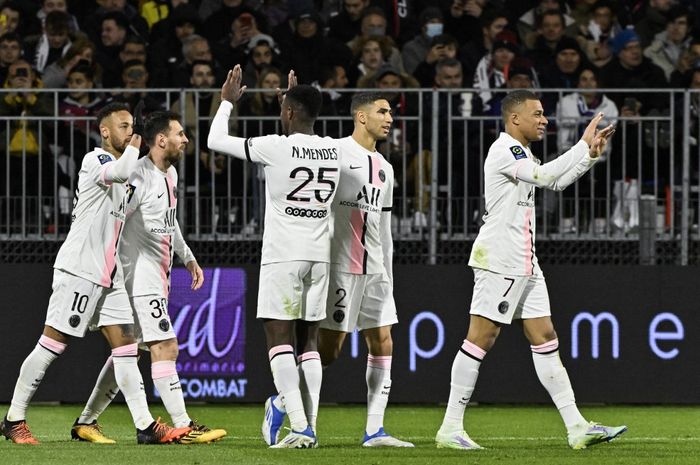 Paris Saint-Germain meraih kemenangan 6-1 atas Clermont Foot pada laga pekan ke-31 Liga Prancis 2021-2022.