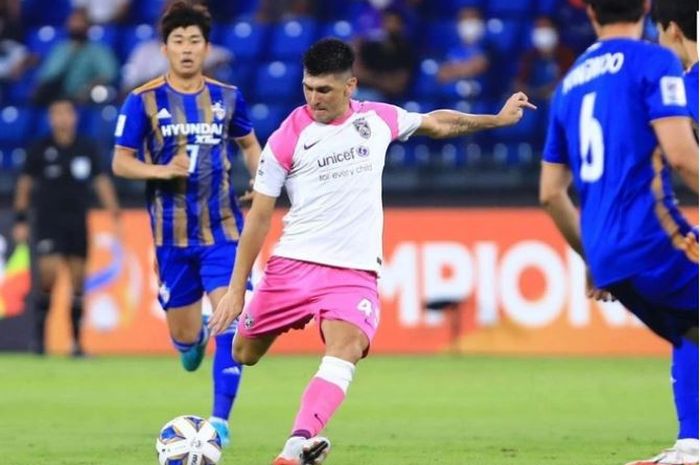 Salah satu pemain asing Johor Darul Ta'zim, Fernando Forestieri.