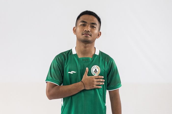 Hambali Thalib Resmi berseragam PSS Sleman.