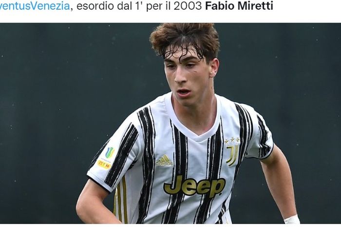 Gelandang 18 tahun, Fabio Miretti, untuk pertama kalinya menjadi starter Juventus pada laga pekan ke-35 Liga Italia melawan Venezia, Minggu (1/5/2022).