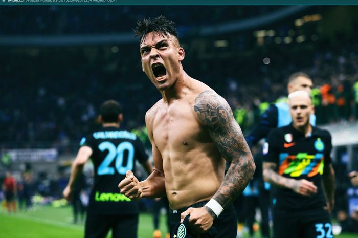 Ekspresi Lautaro Martinez usai mencetak gol keduanya ke gawang Empoli dan mengantarkan Inter Milan menang comeback 4-2 pada giornata ke-36 Liga Italia 2021-2022.