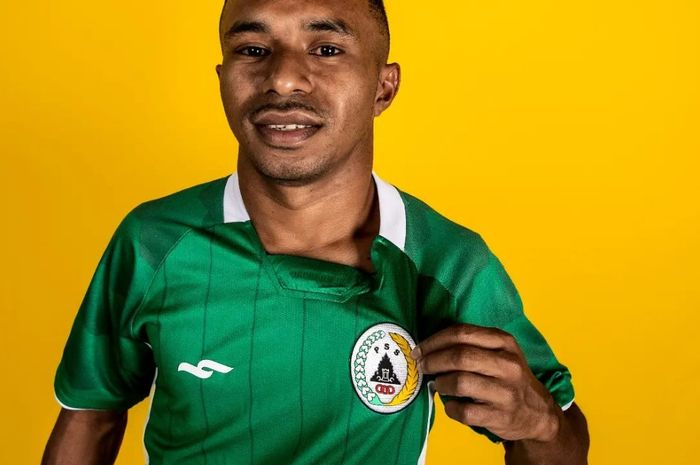 Todd Rivaldo Ferre resmi berseragam PSS Sleman untuk Liga 1 musim depan.