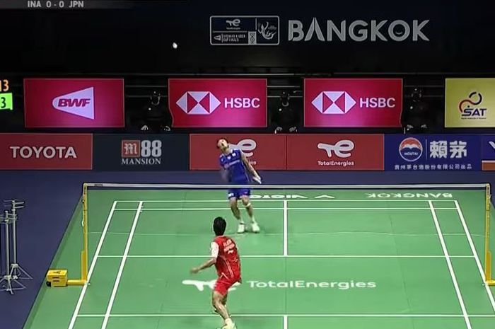 Pebulutangkis Indonesia, Anthony Suka Ginting, melawan Jepang di Thomas Cup 2022