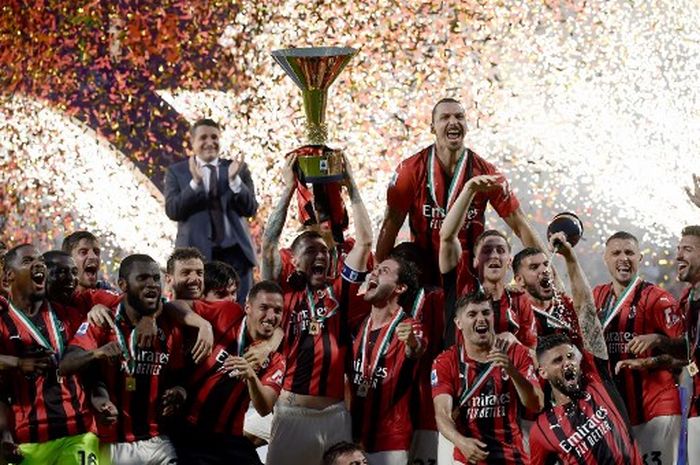 Ada alasan di balik belum aktinya AC Milan di jendela transfer musim panas 2022.