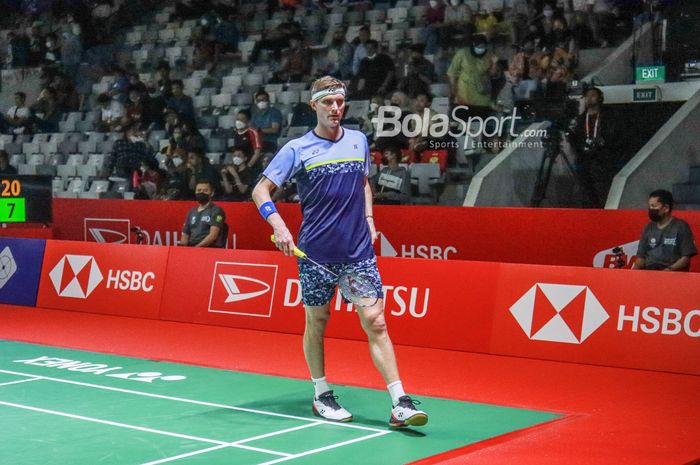 Tunggal putra Denmark, Viktor Axelsen, menjadi salah satu juara bertahan yang tersisih pada babak kedua All England Open 2023