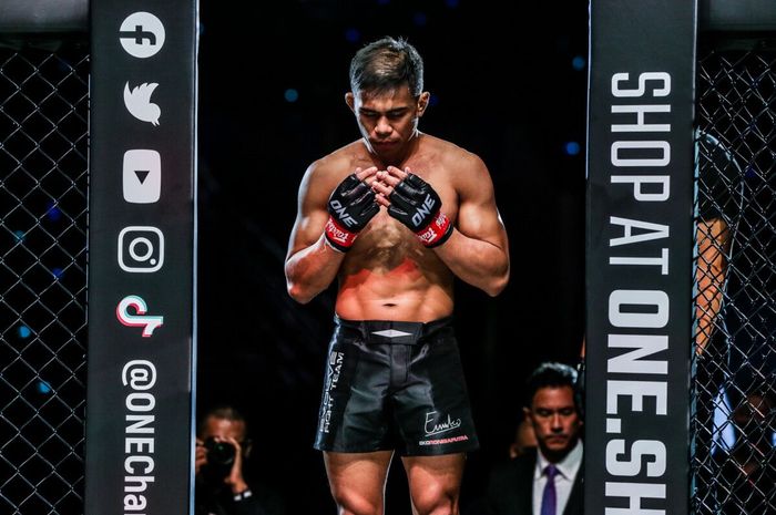 Petarung ONE Championship asal Indonesia, Eko Roni Saputra.