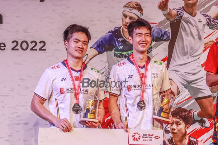 Pasangan ganda putra China, Liang Wei Keng/Wang Chang, saat menjadi runner-up Indonesia Masters 2022.