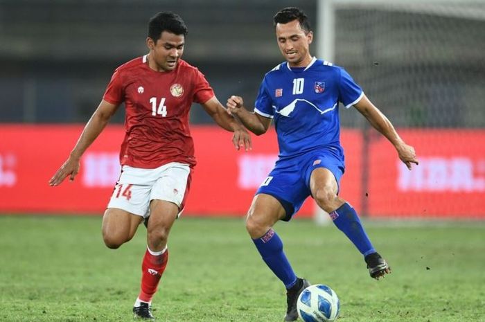 Timnas Indonesia (merah) menghadapi Nepal dalam laga terakhir Kualifikasi Piala Asia 2023, Rabu (15/6/2022) dini hari WIB.