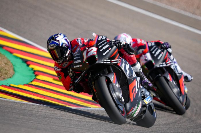 Pembalap Aprilia Racing, Maverick Vinales, ketika berlomba pada MotoGP Jerman 2022 di Sachsenring, Minggu (19/6/2022).