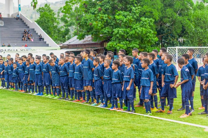 Para peserta Papua Football Academy Cari Bakat di Jayapura, Sabtu-Minggu (25-26 Juni 2022) di Stadion Mahacendra, Universitas Cenderawasih.