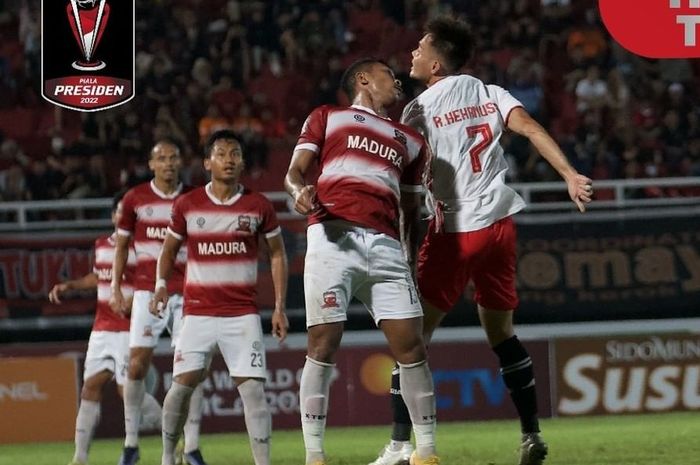 Duel Madura United vs Persija Jakarta dalam laga terakhir Grup B, Piala Presiden 2022 di Stadion Segiri, Samarinda, Kalimantan Timur, Selasa (28/6/2022).