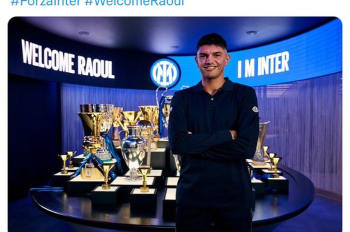 Raoul Bellanova resmi gabung Inter Milan di bursa transfer musim panas 2022.