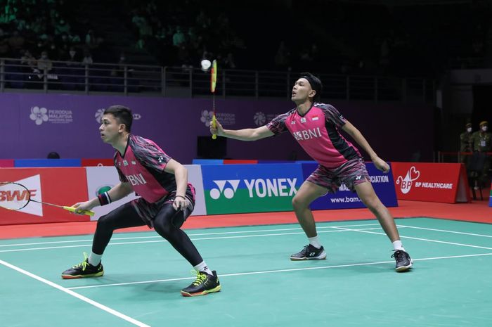 Pasangan Fajar Alfian/Muhammad Rian Ardianto saat tampil pada babak perempat final Malaysia Masters 2022, Jumat (8/7/2022)