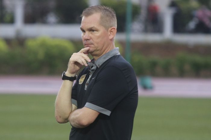 Pelatih Timnas U-23 Malaysia, Brad Maloney resmi dipecat oleh Asosiasi Sepak Bola Malaysia (FAM).