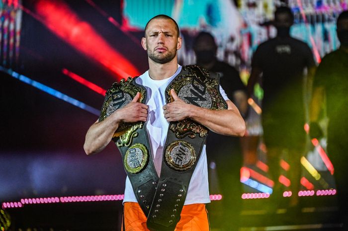 Juara dua divisi ONE Championship, Reinier de Ridder, bakal tampil dalam gelaran ONE 159 pada 22 Juli 2022 di Singapura.