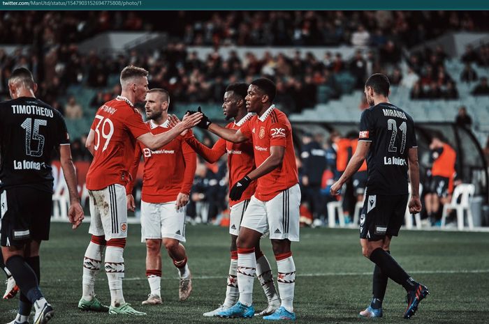 Manchester United berhasil meraih kemenangan 4-1 atas Melbourne Victory dalam laga pramusim kedua, Jumat (15/7/2022) malam WIB.