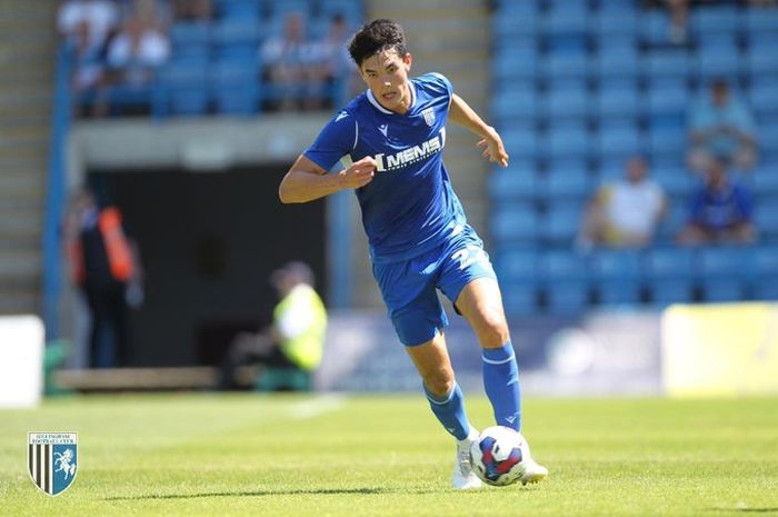 Bek timnas Indonesia, Elkan Baggott pada laga Gillingham FC vs Portsmouth FC di Priestfield Stadium, Sabtu (16/7/2022).