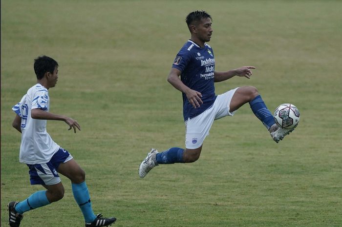 Gelandang Persib Bandung, Daisuke Sato.