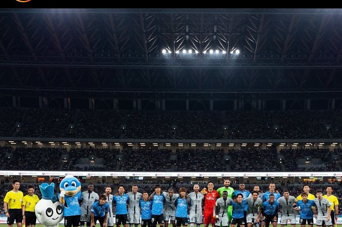 Kawasaki Frontale versus Paris Saint-Germain (PSG) di Japan National Stadium pada Rabu (20/7/2022) yang mempertemukan bintang timnas Thailand Chanathip Songkrasin dengan Lionel Messi.