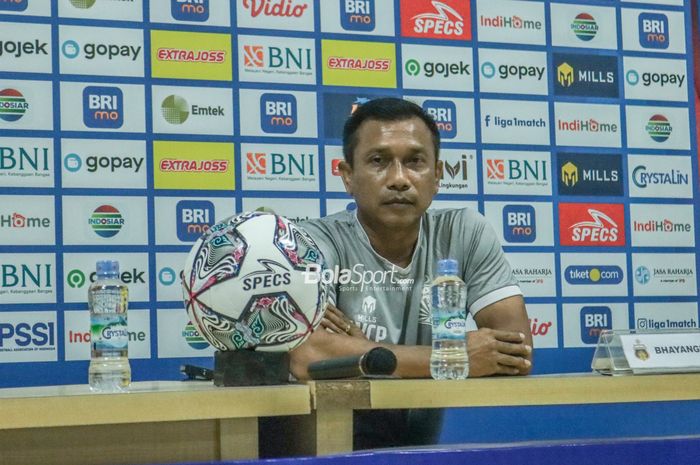 Pelatih Bhayangkara FC, Widodo Cahyono Putro, saat sedang memberikan keterangan kepada awak media di Stadion Wibawa Mukti, Cikarang, Jawa Barat, 23 Juli 2022.