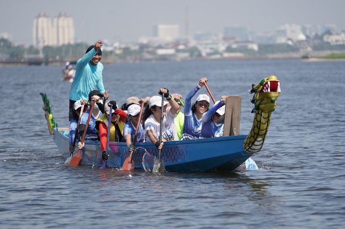 Jakarta Dragon Boat Festival Ke-4 akan diadakan pada Sabtu (13/8/2022) di Pantai Ancol, Taman Impian Jaya Ancol, Jakarta Utara.