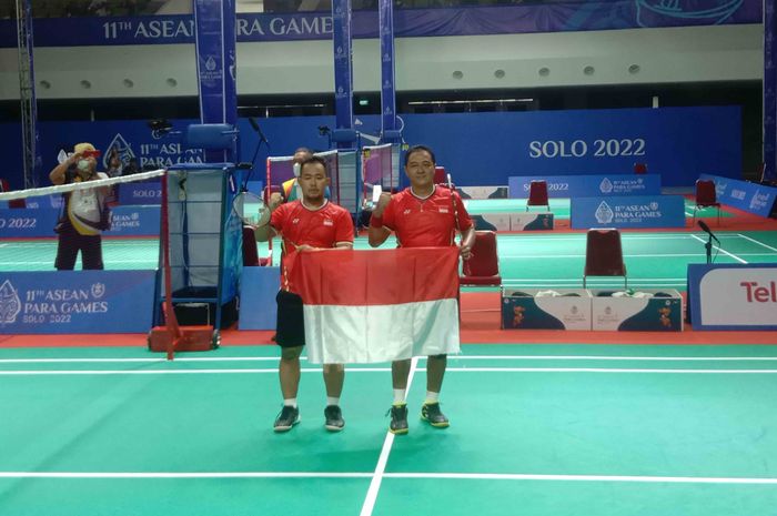 Pasangan beregu putra, Hafizh Briliansyah Prawiranegara/Hary Susanto pada ajang ASEAN Para Games 2022 Edutorium UMS, Minggu (31/7/2022).