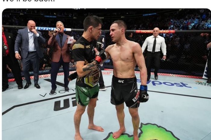 Saling respek mengakhiri duel ganas Brandon Moreno (kiri), Kai Kara-France (kanan) pada UFC 277 Minggu (31/7/2022) waktu Indonesia di Dallas, Texas, Amerika Serikat.