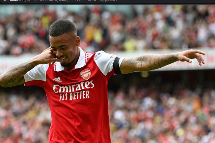 Selebrasi penyerang Arsenal, Gabriel Jesus usai menjebol gawang Sevilla pada laga Emirates Cup di pramusim 2022-2023.