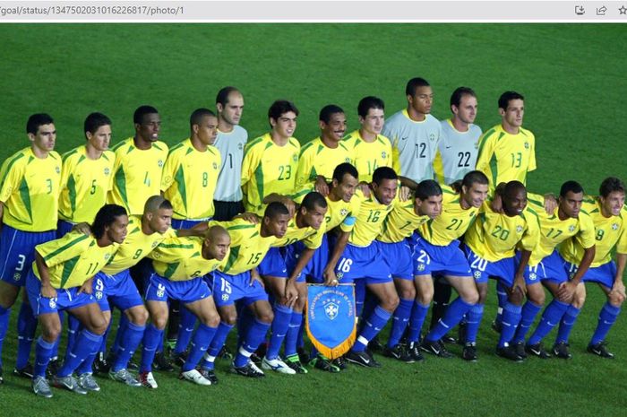 Skuad timnas Brasil pada ajang Piala Dunia 2002 di Korea Selatan-Jepang.