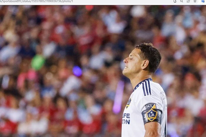 Javier 'Chicharito' Hernandez kini menjadi kapten untuk LA Galaxy.