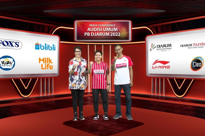 Konferensi pers virtual audisi umum PB Djarum bersama Yuni Kartika (kiri), pemain ganda putri Indonesia Siti Fadia Silva Ramadhanti (tengah) dan Ketua Pencari Bakat Audisi Umum PB Djarum Sigit Budiarto, Rabu (10/8/2022)