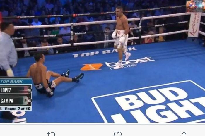 Teofimo Lopez, menang KO atas Pedro Campa dalam duel tinju kelas ringan super, Minggu (14/8/2022) WIB di Las Vegas.