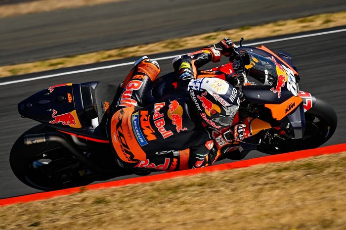 Pembalap Red Bull KTM, Miguel Oliveira pada MotoGP Inggris 2022, Minggu (7/8/2022)