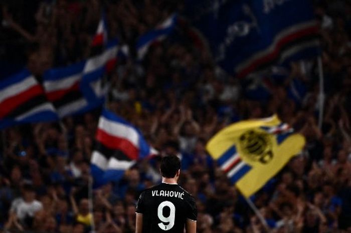 Penyerang Dusan Vlahovic dibuat kesepian di lini depan dan minim memiliki peluang gol saat Juventus dijamu Sampdoria di Luigi Ferraris dalam laga lanjutan Liga Italia, Senin (22/8/2022).