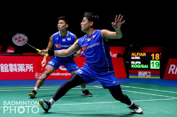 Pasangan ganda putra Jepang, Akira Koga/Taichi Saito saat melawan Fajar Alfian/Muhammad Rian Ardianto pada babak 16 besar Kejuaraan Dunia 2022, Kamis (25/8/2022)