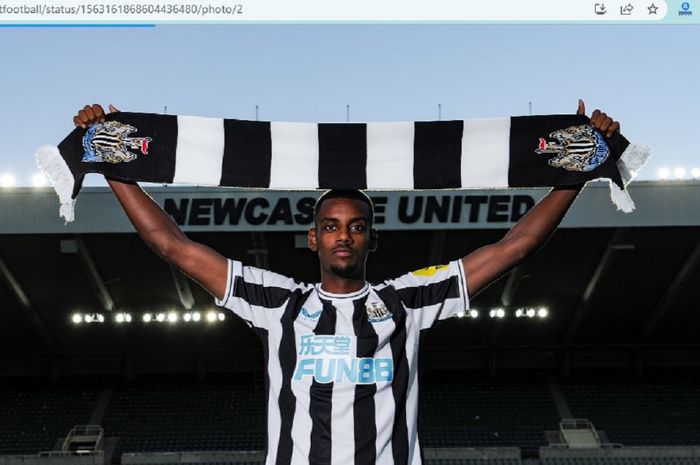 Alexander Isak menjadi rekrutan anyar sekaligus termahal Newcastle United.