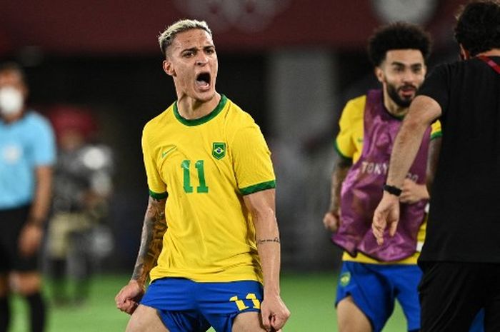  Pelatih Brasil, Tite, telah mengumumkan  26 pemain untuk pertandingan persahabatan melawan dua timnas dari benua Afrika yaitu timnas Tunisia dan timnas Ghana.