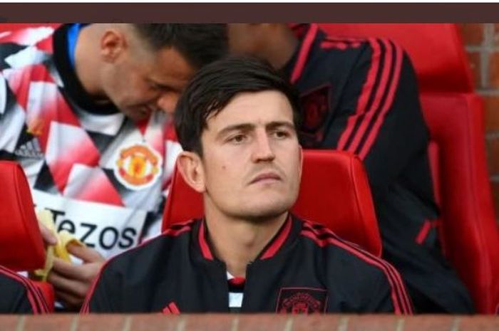 Kapten Manchester United, Harry Maguire, hanya duduk di bangku cadangan dalam dua laga terakhir Setan Merah di Liga Inggris musim ini