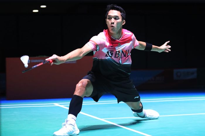 Jonatan Christie menyelesaikan babak kesatu Japan Open 2022 dengan sebuah kemenangan di Maruzen Intec Arena, Osaka, Jepang, Rabu (31/8/2022). 