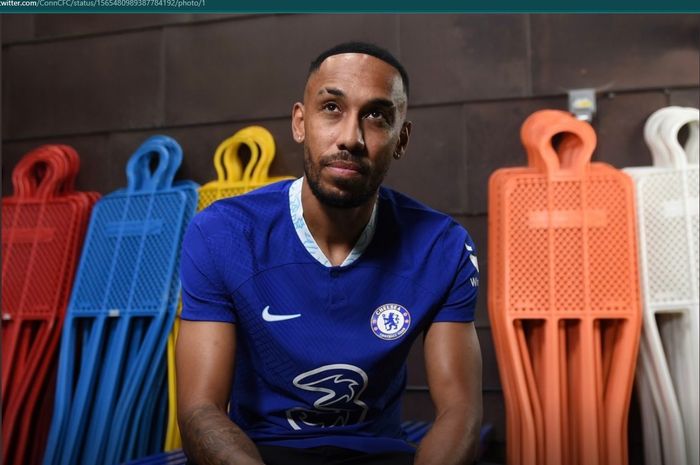 Pierre-Emerick Aubameyang menjadi pemain anyar Chelsea musim 2022-2023.