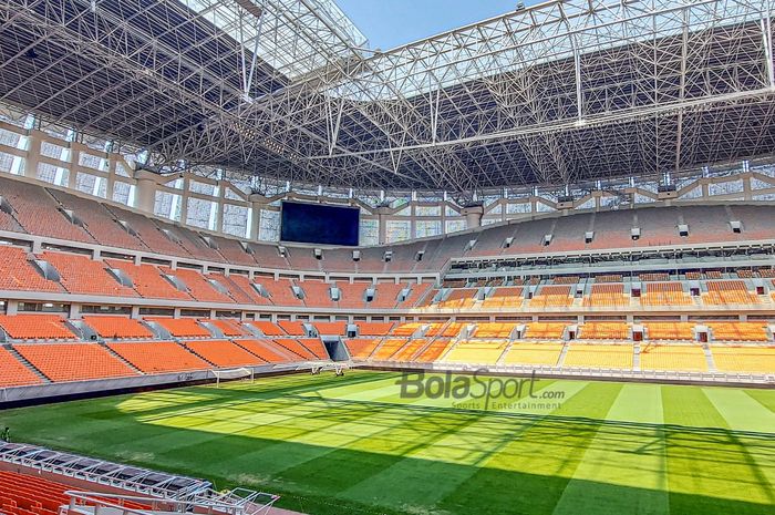 Suasana bagian dalam stadion JIS (Jakarta Internasional Stadium) pada 12 September 2022.