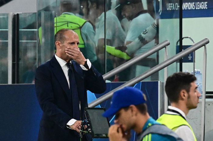 Reaksi Massimiliano Allegri dalam duel Juventus vs Benfica di fase grup Liga Champions di Allianz Stadium Turin (14/9/2022).