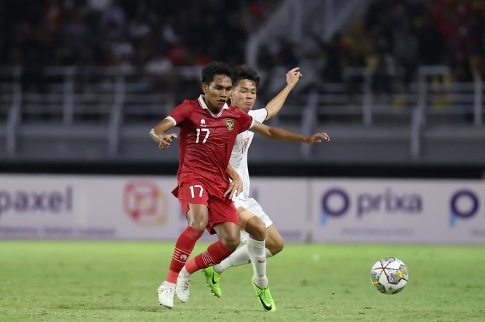 Frenky Missa pada laga Timnas U-20 Indonesia vs Vietnam di Kualifikasi Piala Asia U-20 2023