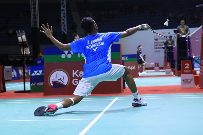 Pebulu tangkis tunggal putra Indonesia, Alwi Farhan, pada babak perempat final Indonesia International Series di GOR Among Rogo, Yogyakarta, Jumat, 23 September 2022