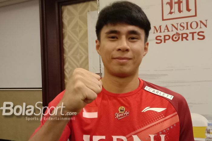 Pebulu tangkis tunggal putra, Ikhsan Leonardo Imanuel Rumbya, di sela-sela konferensi pers Indonesia International Challenge di Hotel Viktoria, Yogyakarta, 26 September 2022.